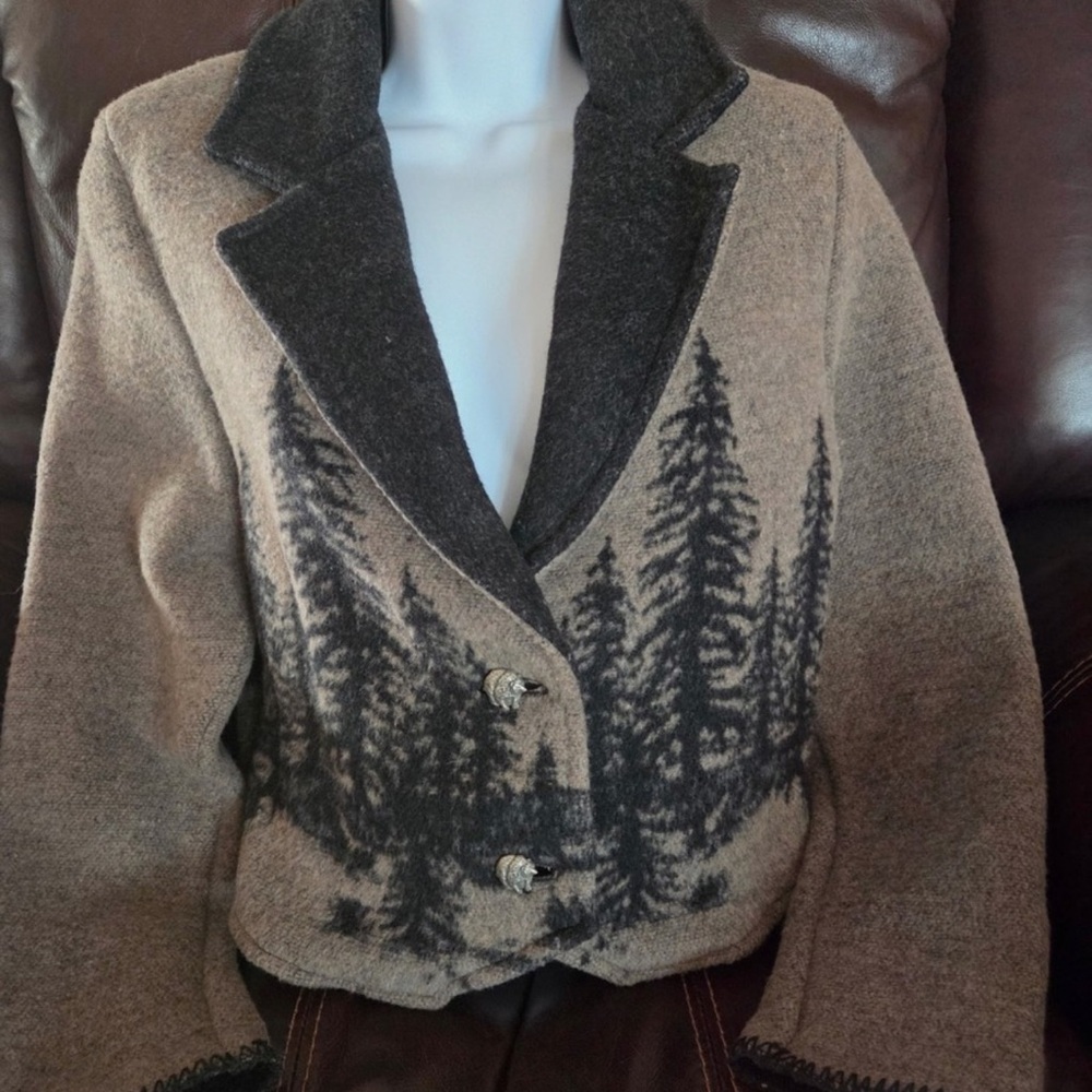 The Vintage Wooded River Women's Wool Blend Jacket in size XS